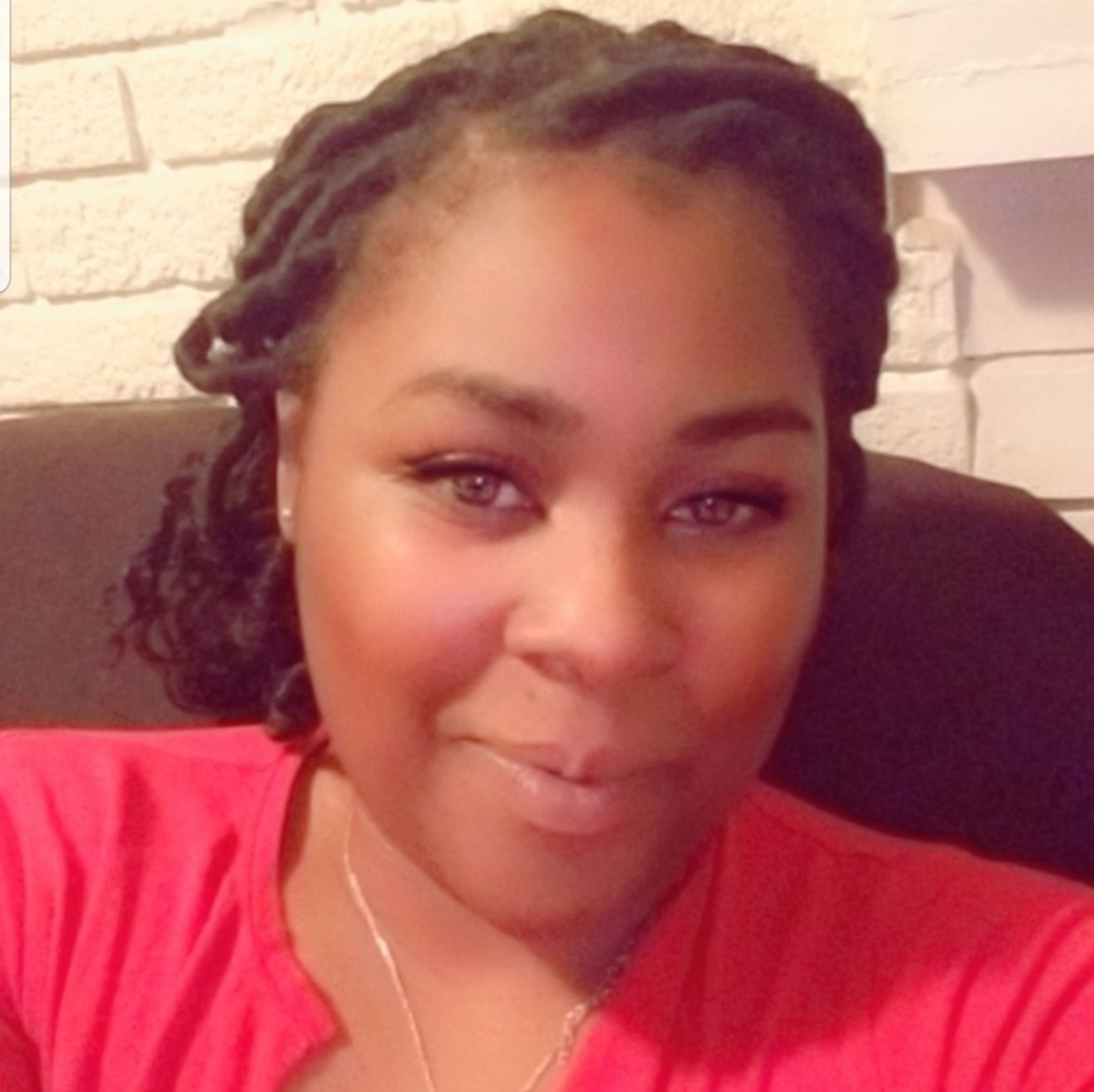 Meet your Posher, Tiara